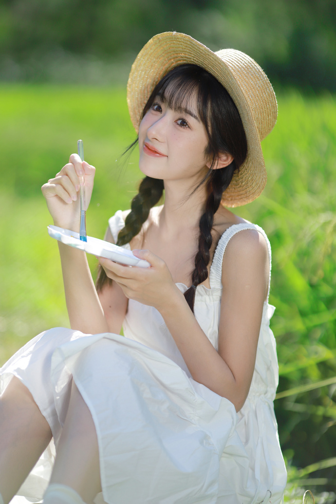 白莲花度假村 封面